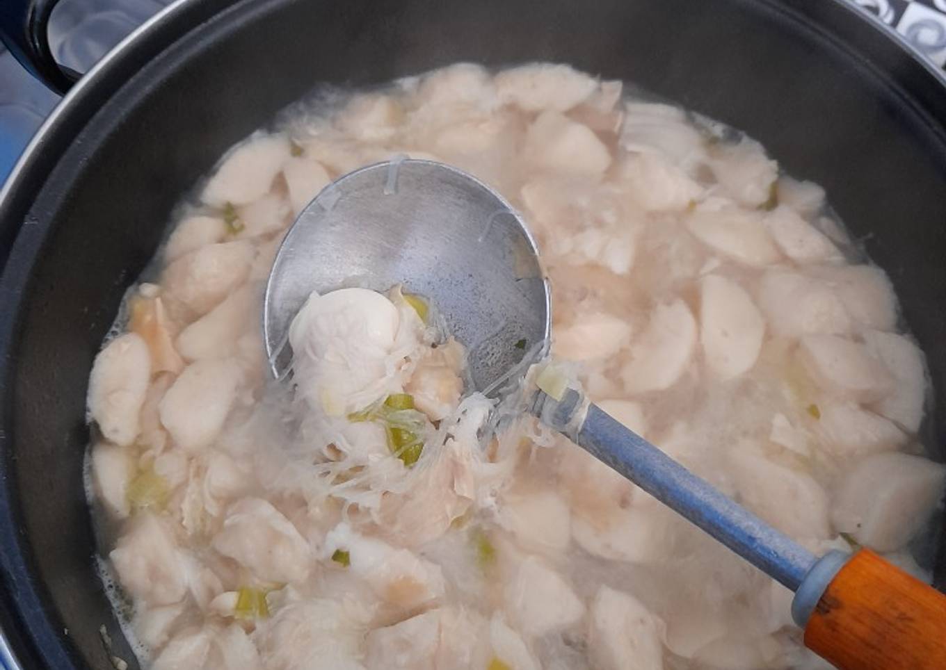 Sayur sop bakso kuah bening