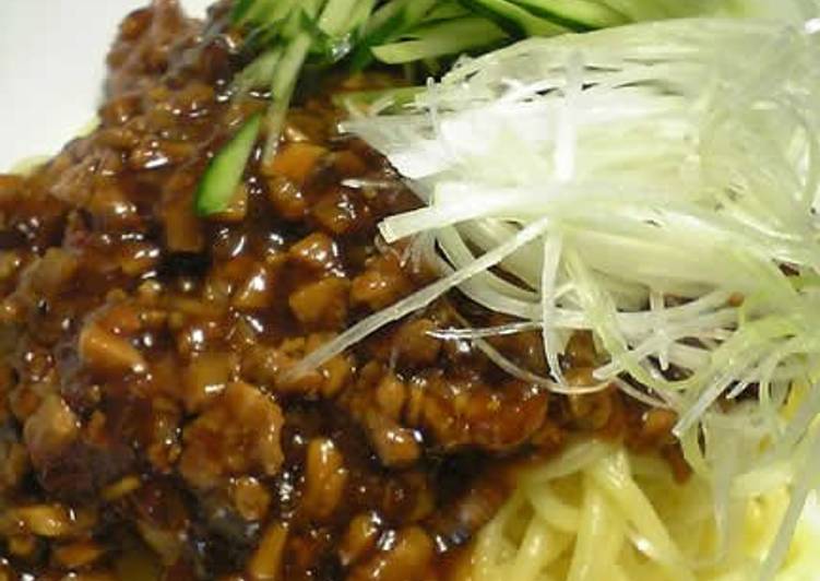 A Perfected Recipe for Zhajiangmian A Perfected Recipe for Zhajiangmian