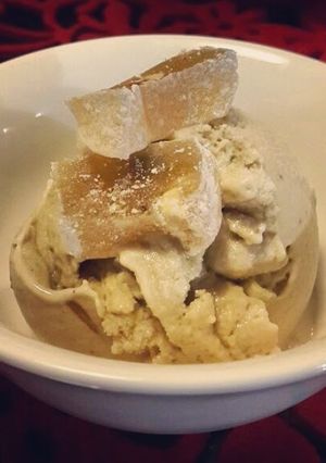A picture of Easy peanut butter and banana ice cream.