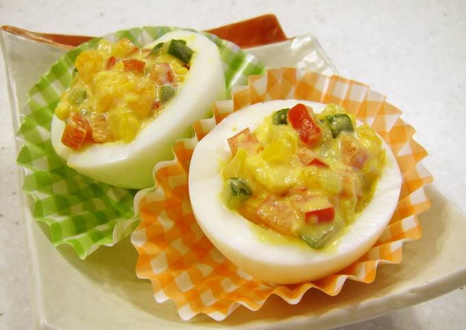 Steps to Make Speedy Deviled Eggs for your Bento.