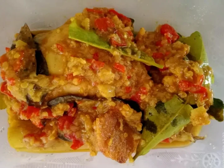 Langkah Gampang Membuat Resep Paha ayam bumbu rica rica yang Menggugah Selera Anti Ribet, Uenak Banget
