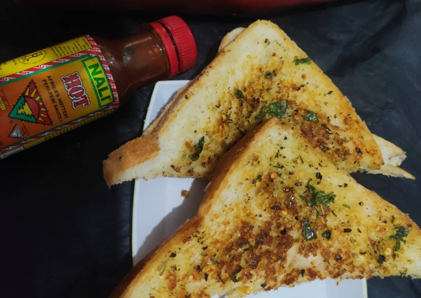 Garlic bread toasted sandwich