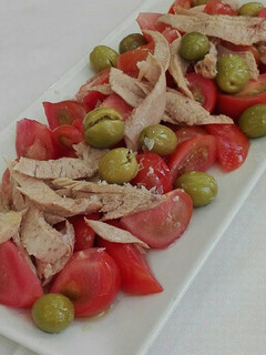 Una foto de 101. Tomate con ventresca