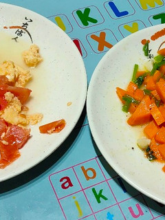 番茄炒蛋、蒜炒酒香菠菜紅蘿蔔 的食譜成品照片