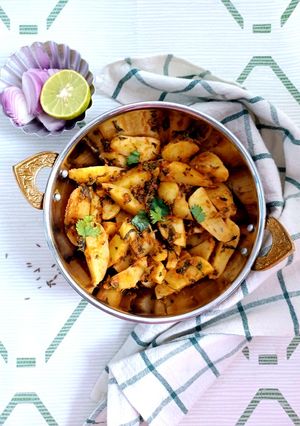 A picture of Jeera aloo.