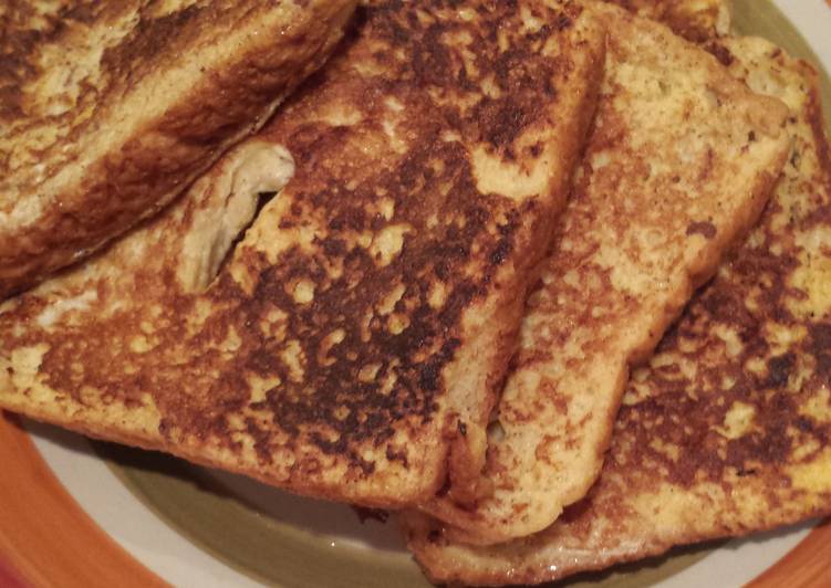 How to Make Super Quick Homemade Cinnamon Vanilla French Toast