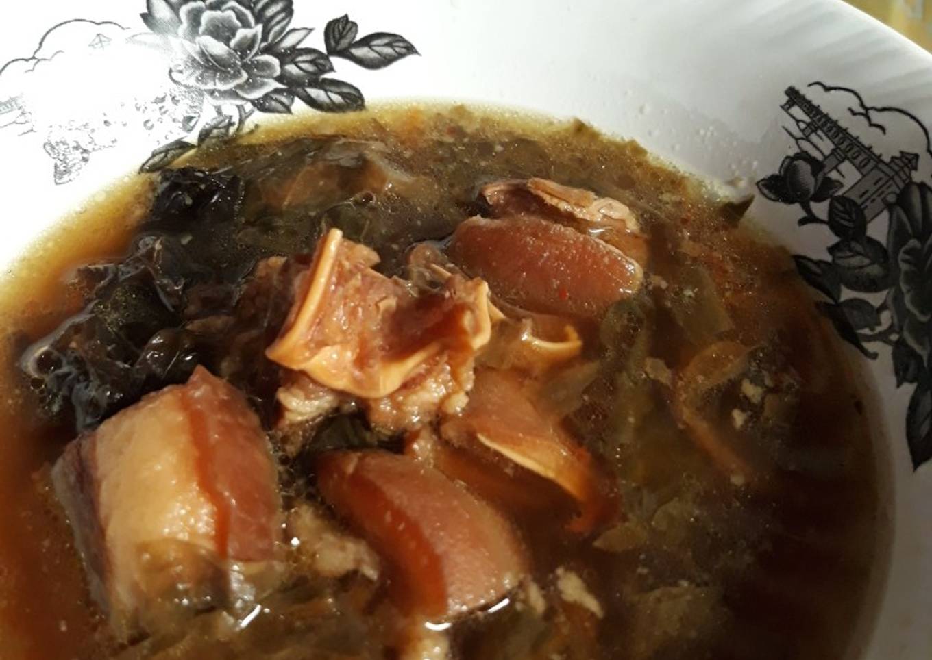 Babi Kuah Solo (Non Halal Food)