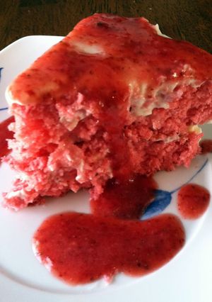 A picture of Scarlett's Death By Strawberry Cake.