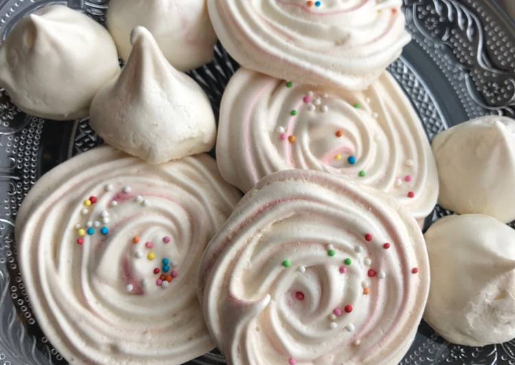 Steps to Make Perfect Simple Meringue Cookies