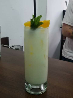 Una foto de Peach blow fix (cóctel con duraznos)