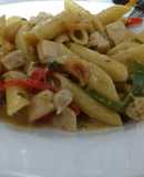Pollo con pasta penne