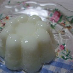 A picture of Calpico Milk Jelly.