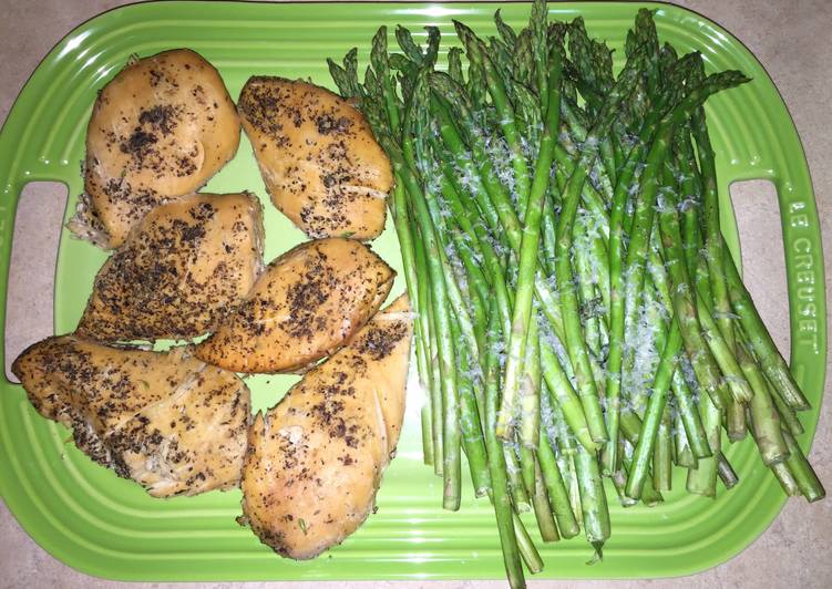 Step-by-Step Guide to Prepare Perfect Stupid Easy (Healthy) Crock Pot Chicken &amp; Asparagus