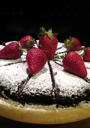 A picture of AMIEs Flourless CHOCOLATE Cake.
