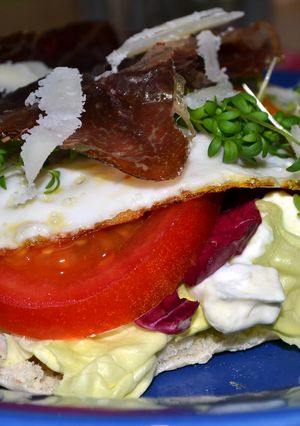 A picture of Fried Egg - Sandwich.