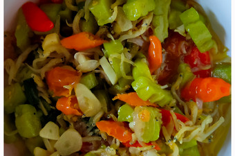 Langkah Mudah untuk Membuat Tumis Pare Teri, Lezat