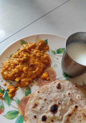 A picture of Paneer tikka masala curry.