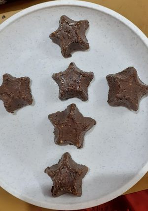A picture of Homemade Dark Chocolate.