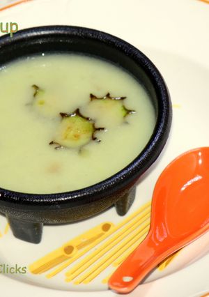 A picture of Zuccini Soup.