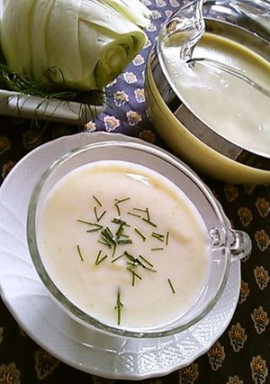 A picture of Vichyssoise with Fennel.