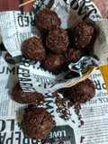 Bola Bola Coklat Biskuit