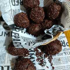 Bola Bola Coklat Biskuit-レシピのメイン写真