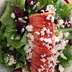 A picture of Grilled Salmon Salad.