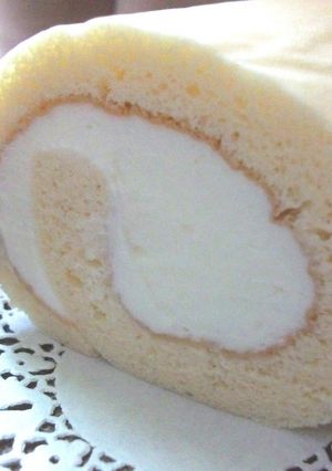 A picture of Fluffy and Moist Roll Cake.