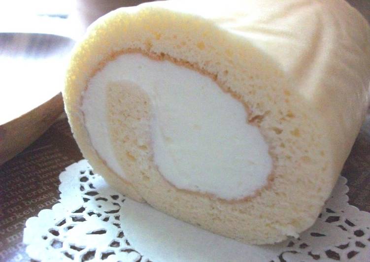 Steps to Make Award-winning Fluffy and Moist Roll Cake