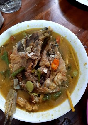 Foto resep Resep mudah kepala kakap bumbu kuning