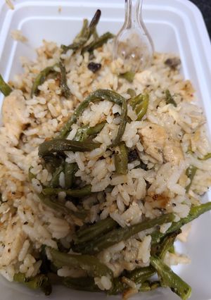 A picture of Chicken & Rice Casserole.