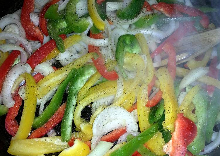 Steps to Make Quick Kt&#39;s Chicken Fajitas