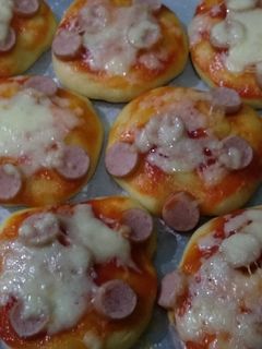 Foto resep Pizza sosis murah meriah