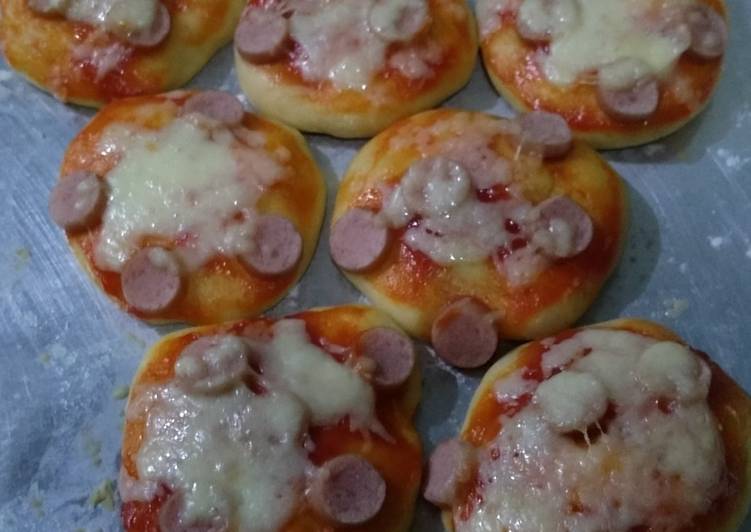 Cara Gampang Membuat Pizza sosis murah meriah Anti Gagal