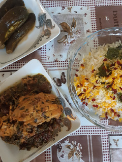 عکسی از دستور خورش آلو اسفناج و مرغ