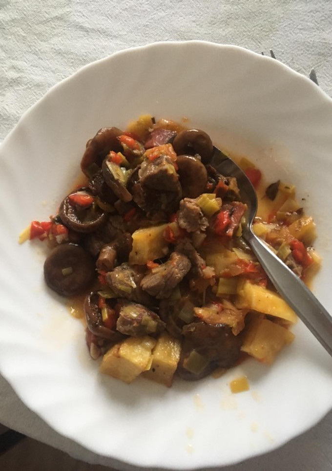 Una foto de Níscalos con carne