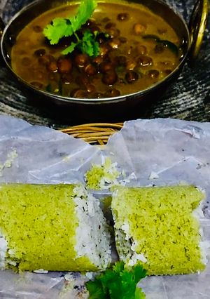 A picture of Spinach Puttu.