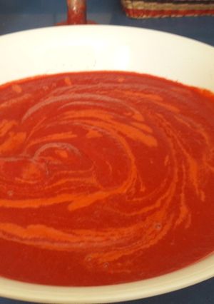 Una foto de Salmorejo de remolacha