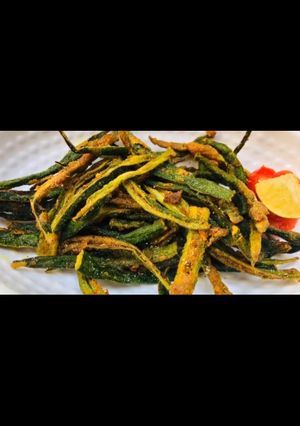 மொரு மொரு வெண்டைக்காய் ஃப்ரை (crispy fried okras) செய்முறை முக்கிய புகைப்படம்