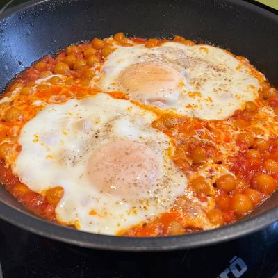 Chickpea and Tomato Skillet (Chickpea y Tomate a la Sartén)