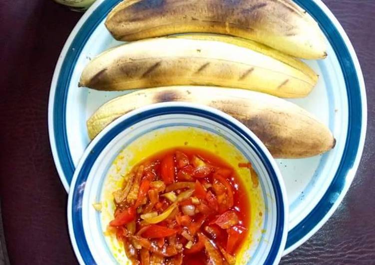 Recipe of Quick Grilled  plantain with palmoil sauce