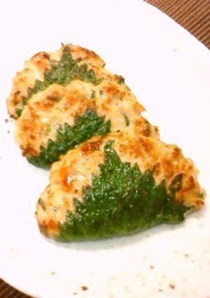 A picture of Sanga-yaki (A Chiba Speciality) Made with Minced Chicken.