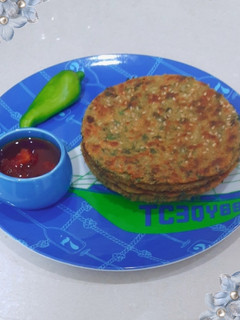 મેથીના ઢેબરા (Methi Dhebra Recipe In Gujarati) રેસીપી મુખ્ય ફોટો