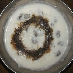 A picture of Kuttu ki boondi ka raita.