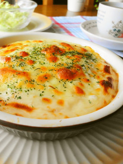 A picture of Chicken Rice Doria in the Rice Cooker.