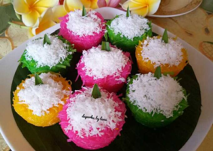 Bagaimana Menyiapkan Kue bihun pelangi Anti Gagal