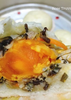 Hình của món Bánh Bao Trứng Muối.