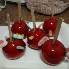 A picture of Ladybirds Halloween or Plain Toffee Apples.