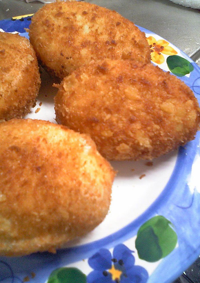 A picture of Simple Curry Bread Roll.