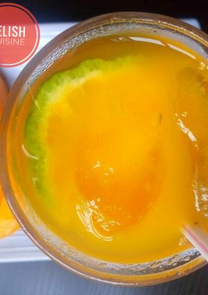 A picture of Mango lemonade!.